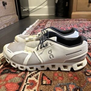 On Cloud slip on sneakers - size 11